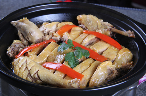 舌尖上的美食 —“油菜花旁老柴房”《堂客鸡》