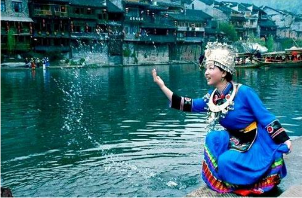 特色湘西民俗文化之漫步湘西凤凰 世界很小爱恋