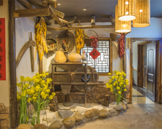 油菜花旁老柴房 湘菜加盟店